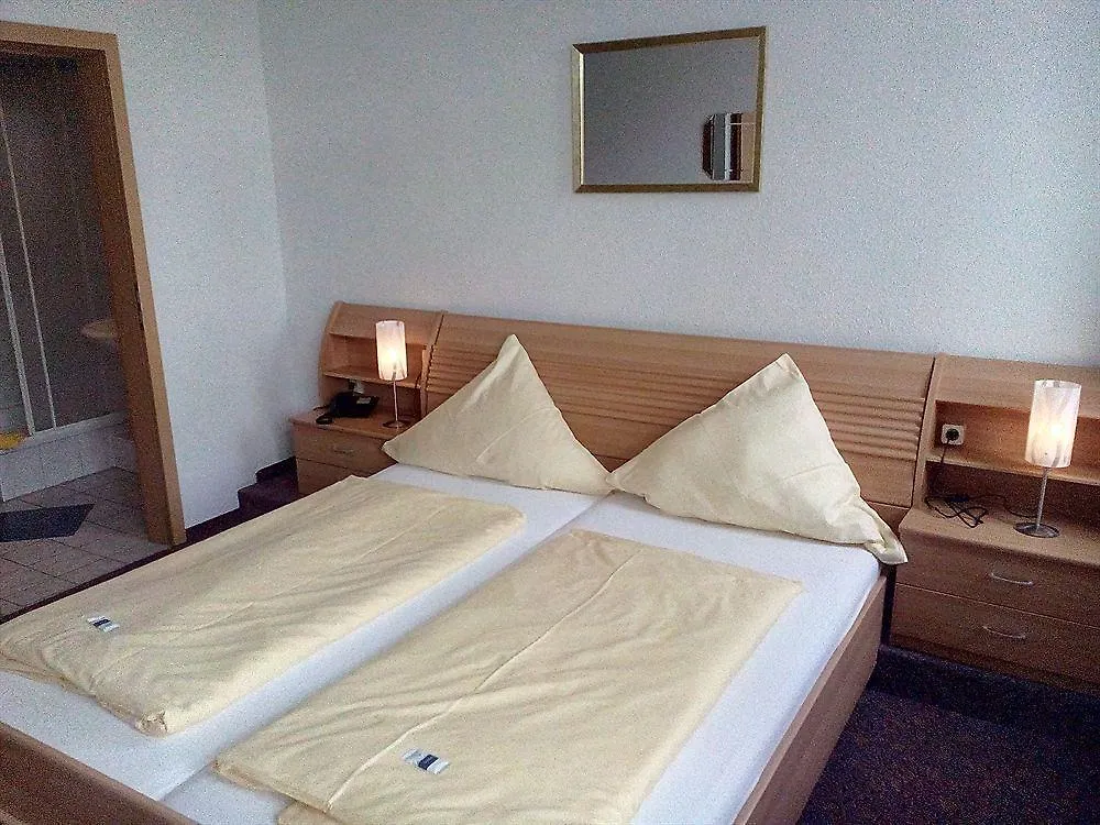 Europa Hotel Garni Free Parking Fuerth
