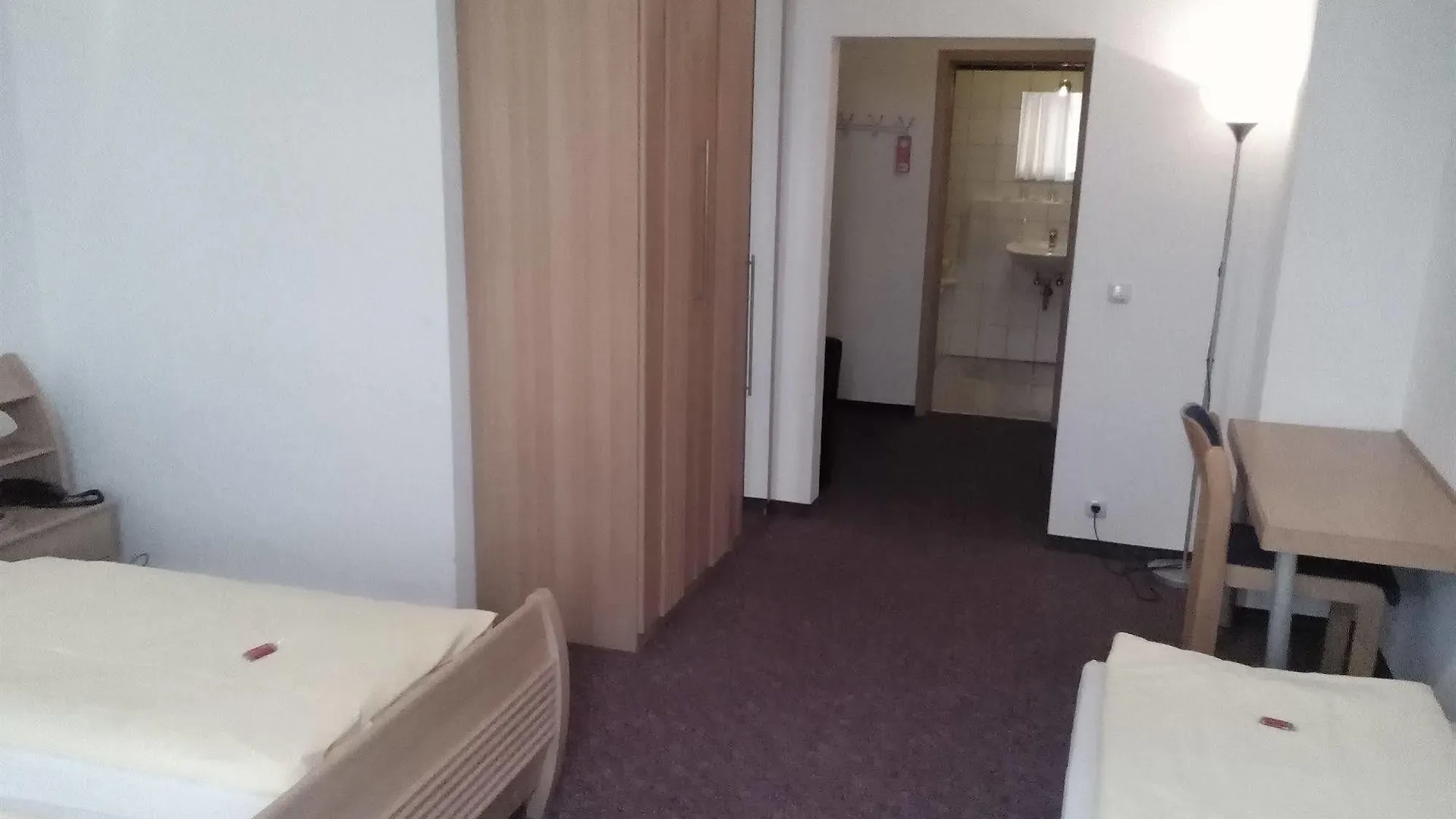 Europa Hotel Garni Free Parking Fuerth